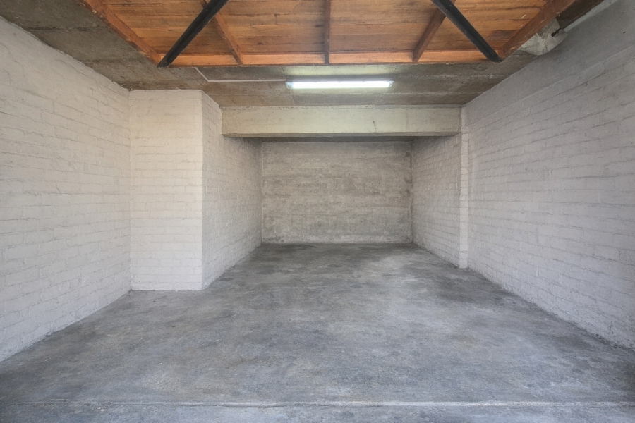 2 Bedroom Property for Sale in Claremont Western Cape